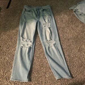 Light Washed Straight Leg Jeans